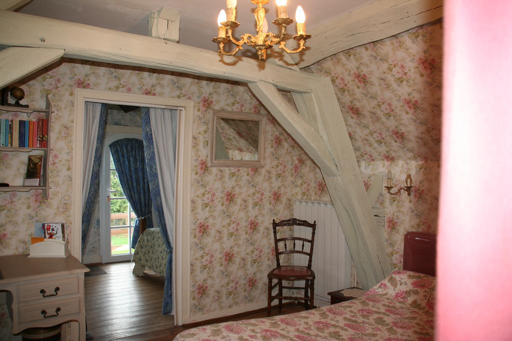Domaine Des Parisses - Chambres D'Hotes Gennetines Zimmer foto